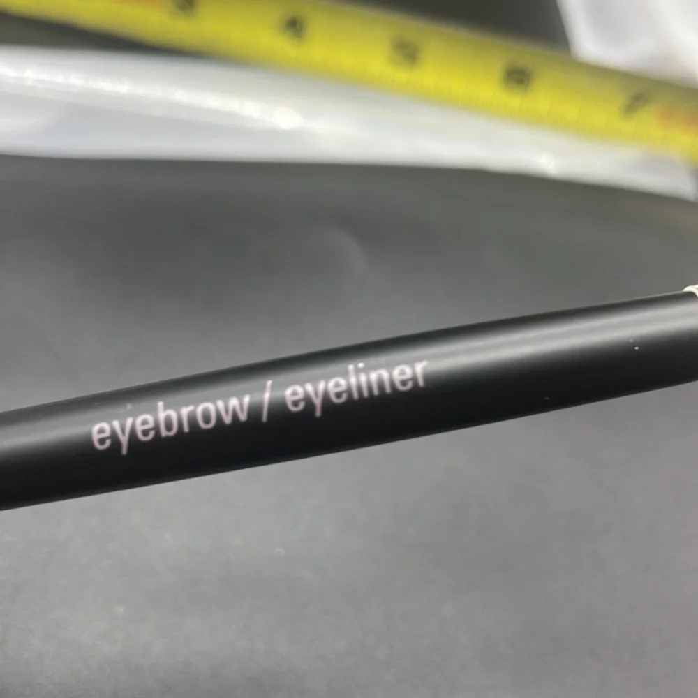 NEW MARY KAY BRUSH